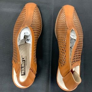 Pikolinos women’s heeled Sandal